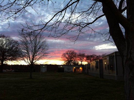 Walking to class last Thursday, a lovely sunset...days are slowly growing longer :)